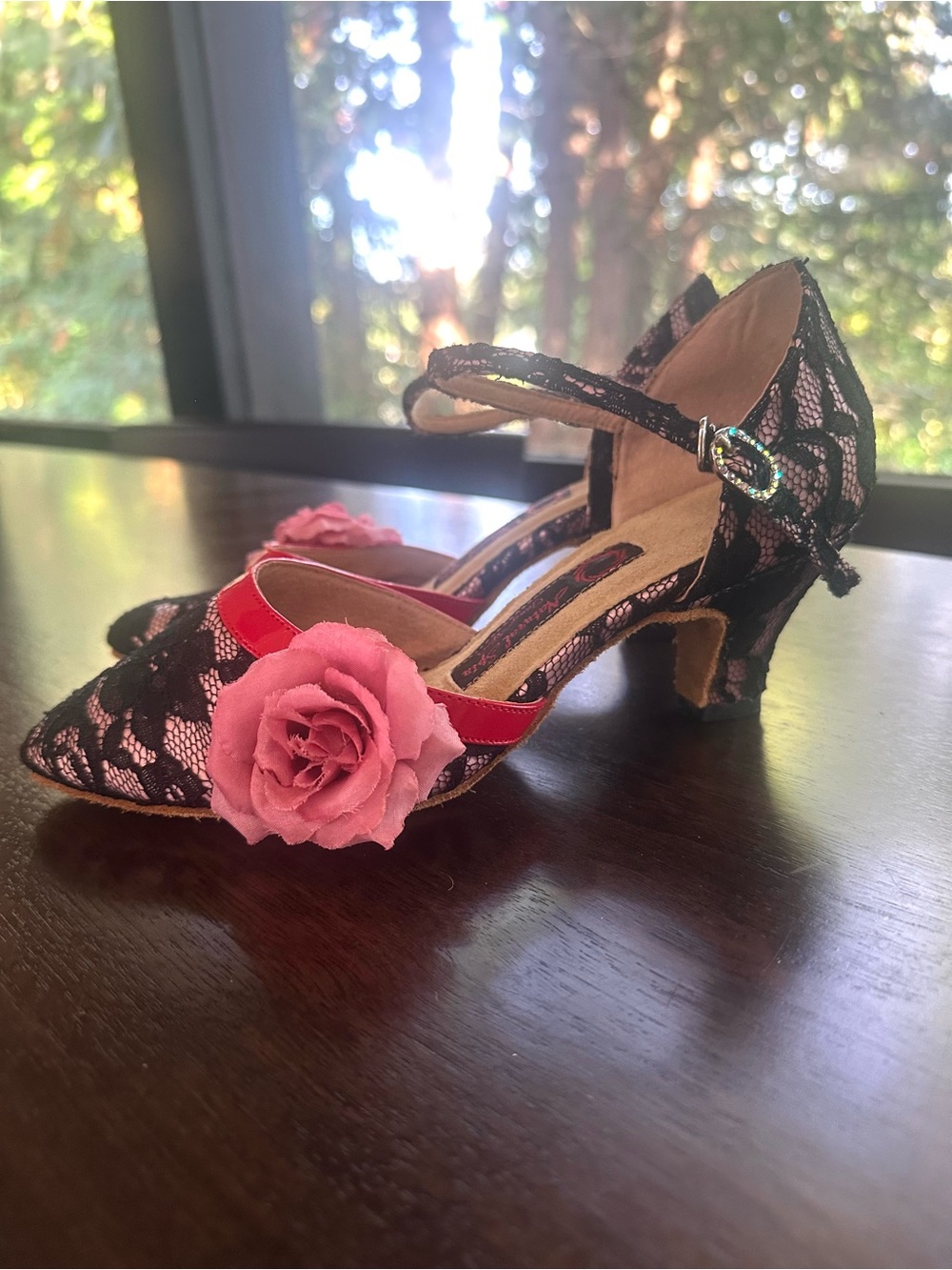 Natural Spin Women’s Tango Shoes pink floral accents black lace suede soles 6.5